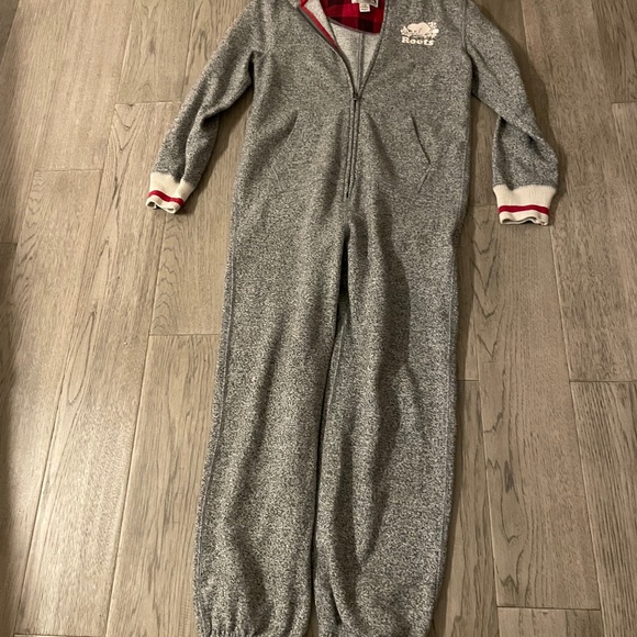 Roots youth onsie  sz large - Picture 1 of 3